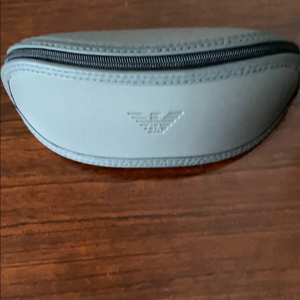 SOFT EMPORIO ARMANI GLASS CASE
